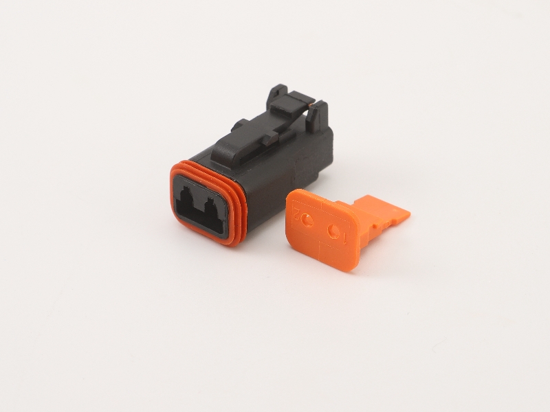 DT06-2S-E004 2 Poles Automotive Connector Socket