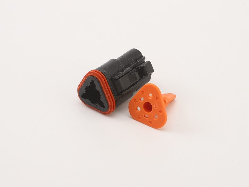 DT06-3S-E004 3 Poles Automotive Connector Socket